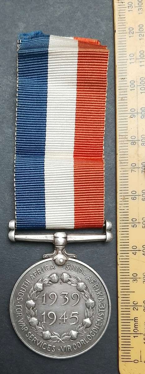 ** .925 Silver WW2 South African War Services Medal w/ Ribbon (38.06 g).**