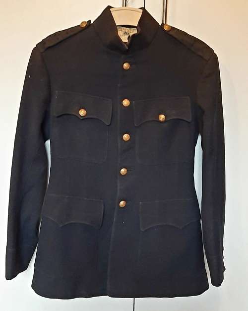 ** WW2 Lincolnshire Regiment 2nd/Batt. Officer`s Step-Out Tunic.**