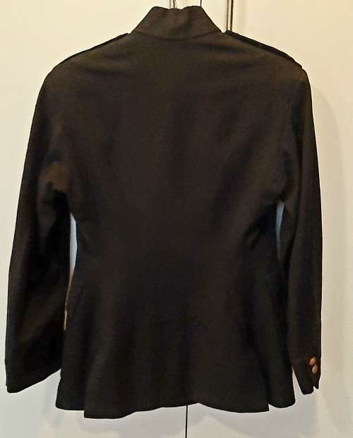 ** WW2 Lincolnshire Regiment 2nd/Batt. Officer`s Step-Out Tunic.**