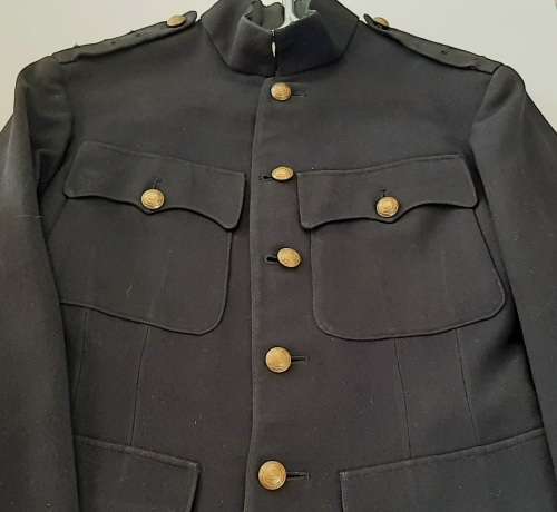 ** WW2 Lincolnshire Regiment 2nd/Batt. Officer`s Step-Out Tunic.**