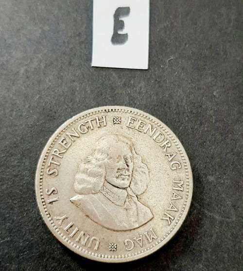 ** 1962  South Africa .500 Silver 20c Coin (VF/F).**