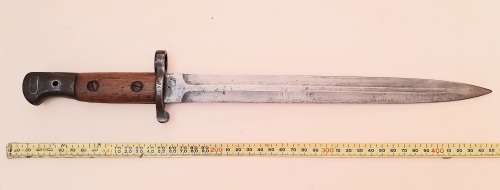 ** RARE : British Pattern 1903 Sanderson Bayonet w/ Scabbard & Frog (45 cm).**