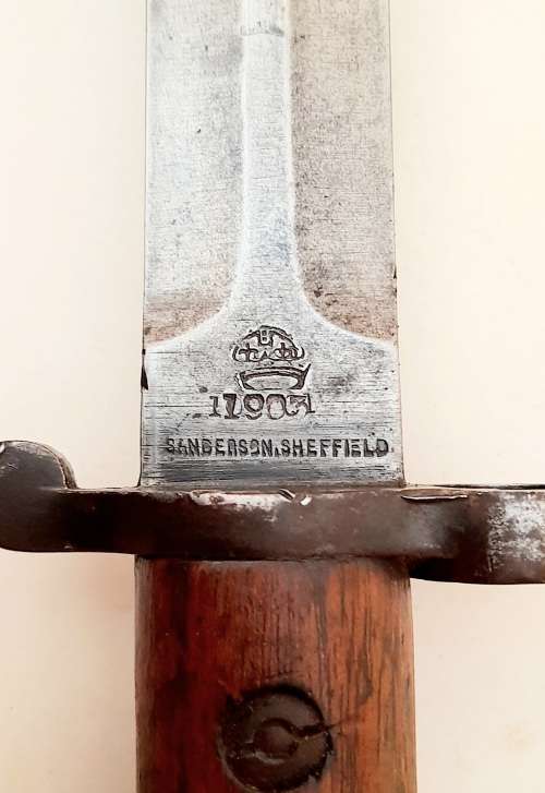 ** RARE : British Pattern 1903 Sanderson Bayonet w/ Scabbard & Frog (45 cm).**