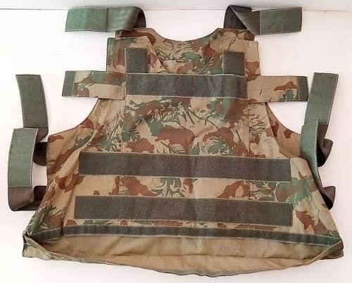 ** Pre-1994 S.A.P Second Patt. Camouflage Bullet Proof Vest Cover ( LARGE )  **