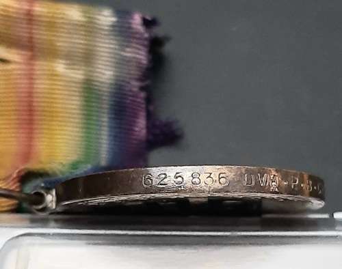 WWI Allied Victory Medal with Silk Ribbon - Honourable Artillery Coy