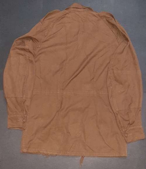 ** RARE: 1970 Early SADF 1st Type Bush Jacket w/ Slanted Pockets (Small/Medium).**
