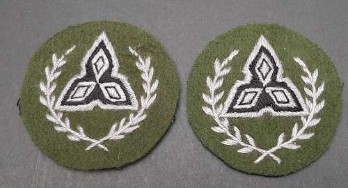 Border War : 1980s SWATF 1st Class W/O  Green Unissued Rank Insignia.**