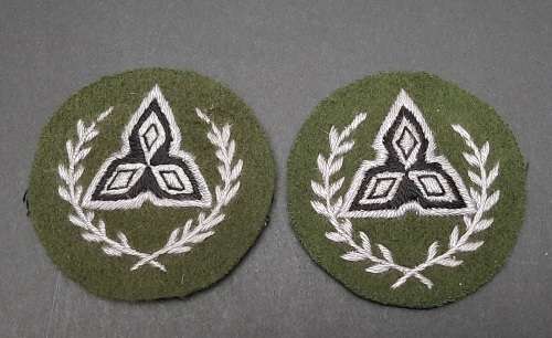 Border War : 1980s SWATF 1st Class W/O  Green Unissued Rank Insignia.**