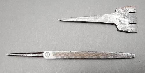 Rare 1942/43 Union Defence Force chain-link folding saw with tools and pouch (Lend-Lease)