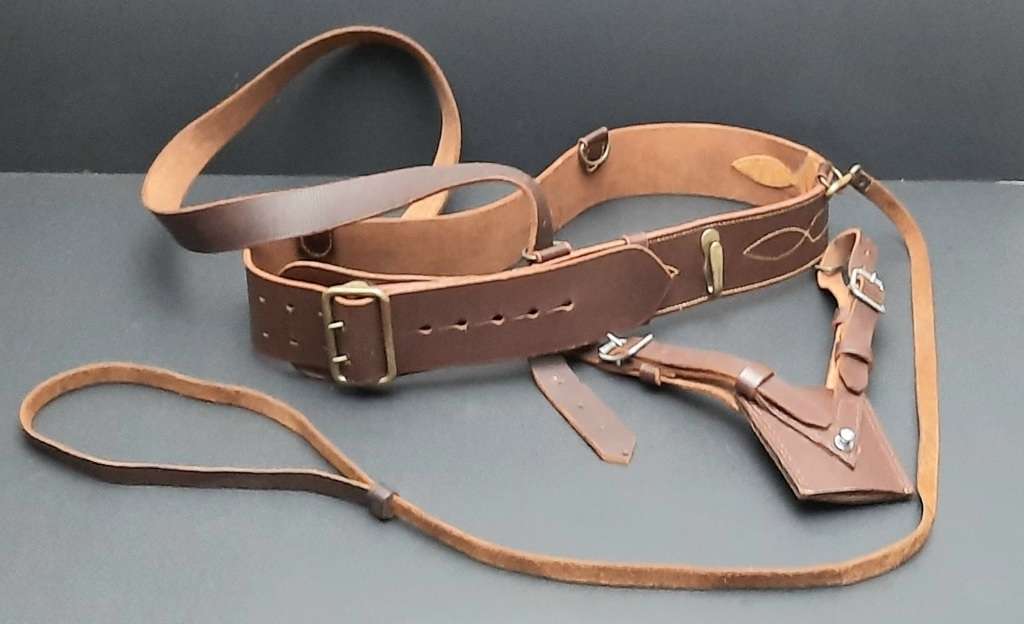 **Border War : 1960s SADF Officer`s Sam Browne Belt Assemblage (X - LARGE).**