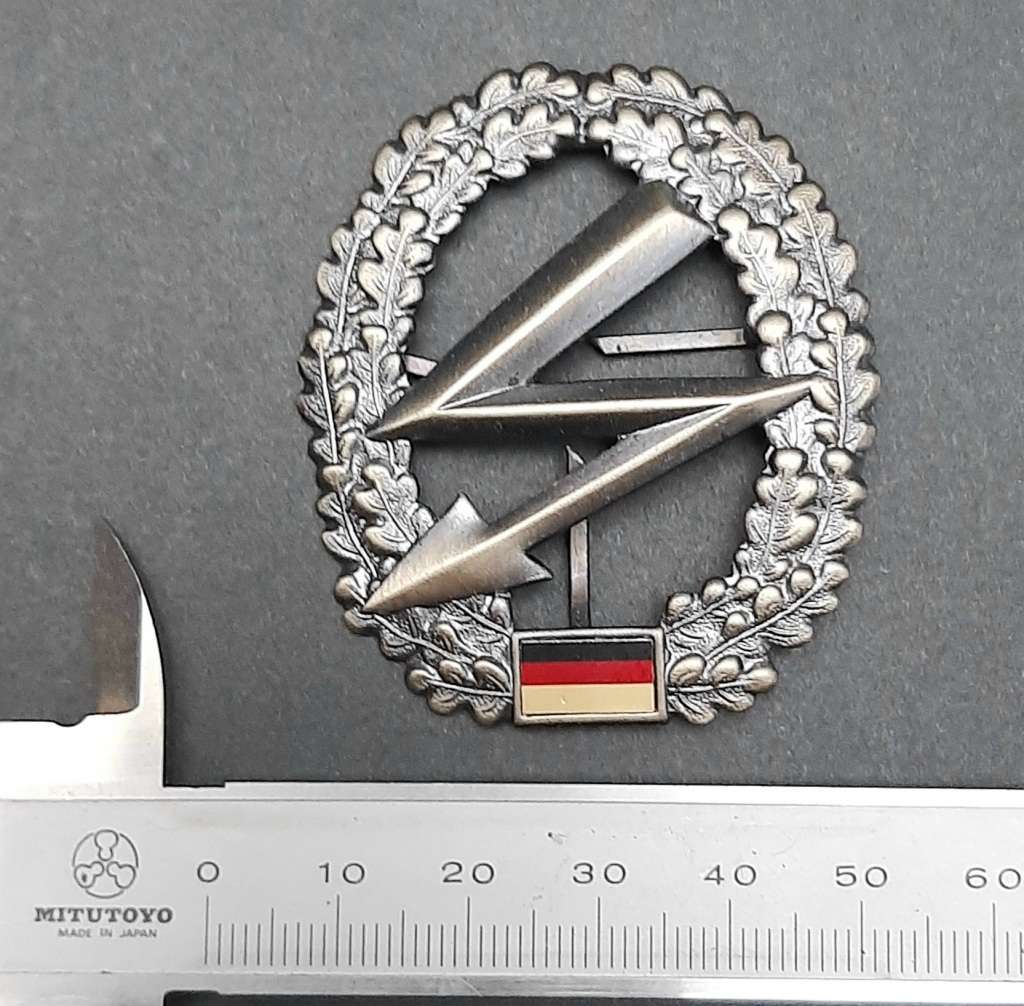 1990s German Bundeswehr Signals Beret Badge Pins