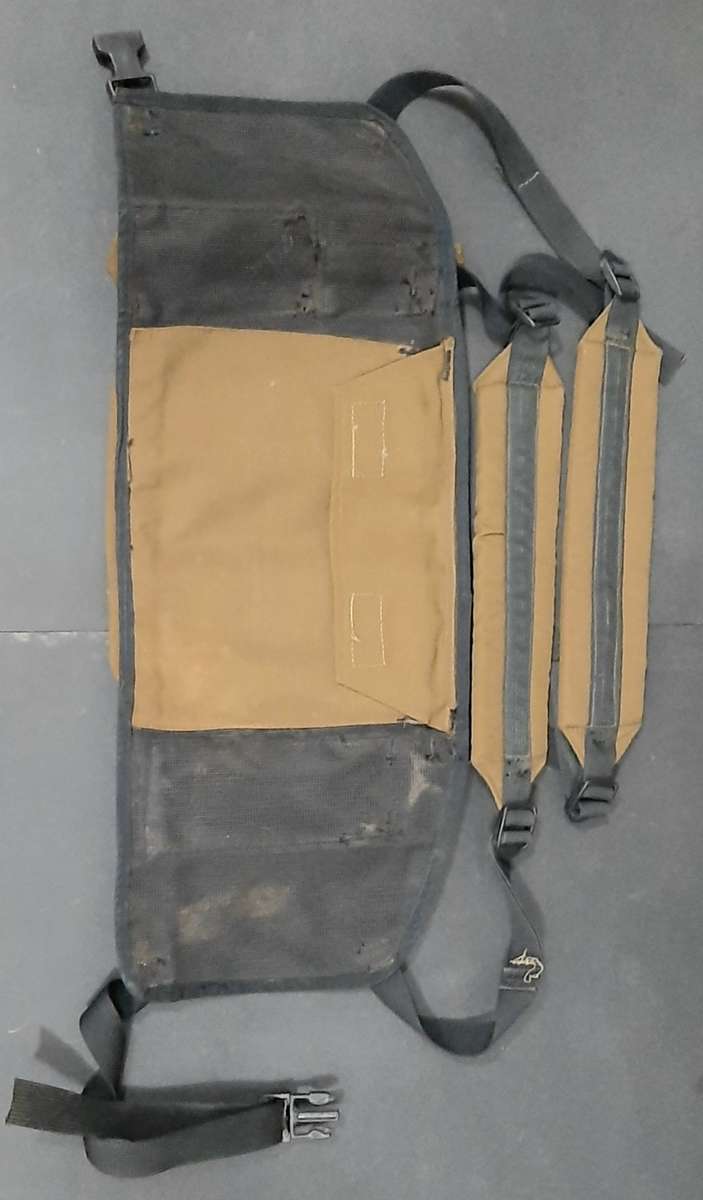 BID PER ITEM **Border War : 1980s SADF Patt.83 Nutria Chest Webbing**