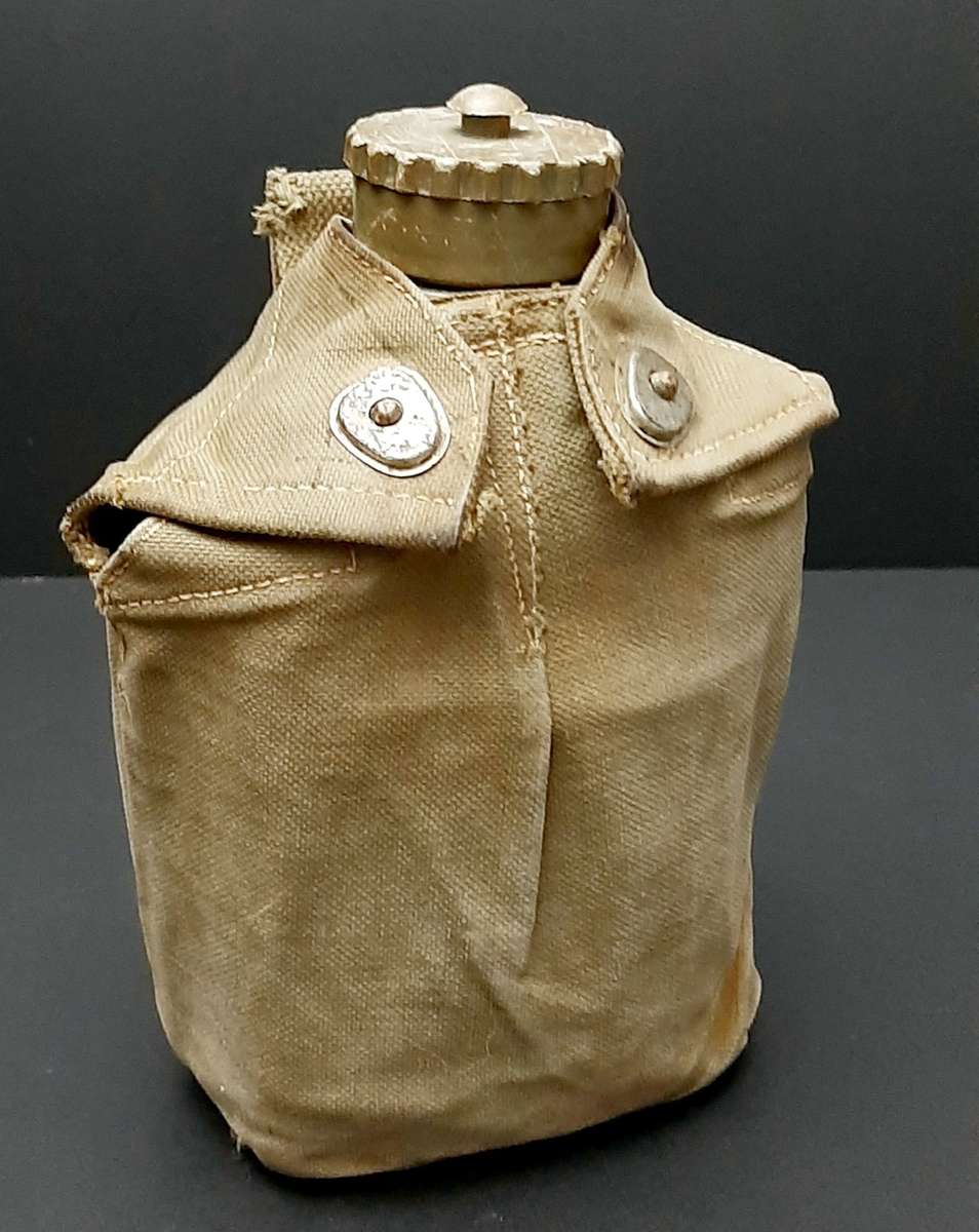 **1970s Rhodesian Bush War: Patt.61 Canteen w/ Webbing Cover & Cup**