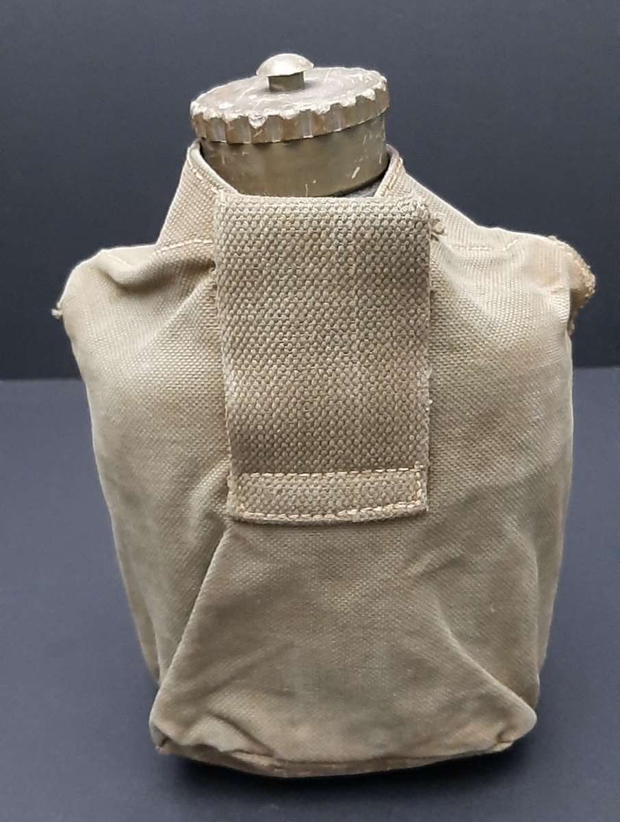 **1970s Rhodesian Bush War: Patt.61 Canteen w/ Webbing Cover & Cup**