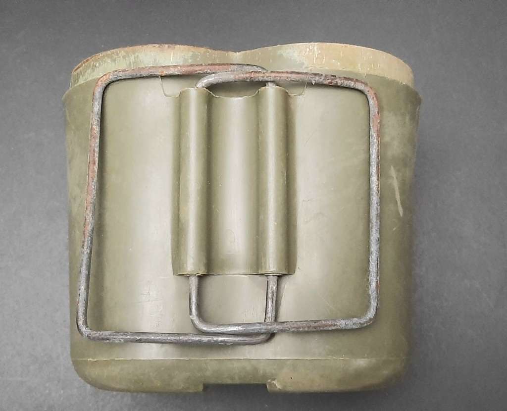 **1970s Rhodesian Bush War: Patt.61 Canteen w/ Webbing Cover & Cup**