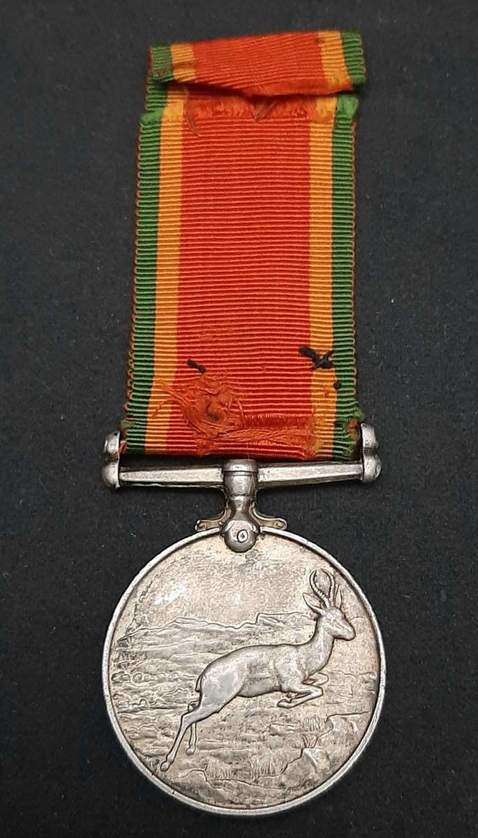 **WW2 SA: .925 Silver Africa Service Medal w/ Ribbon (34.11 gram).**