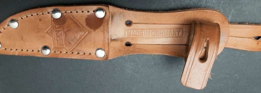 **1970s Puma Mini -Hunter`s Pocket Fob Knife w/ Scabbard (14cm).**