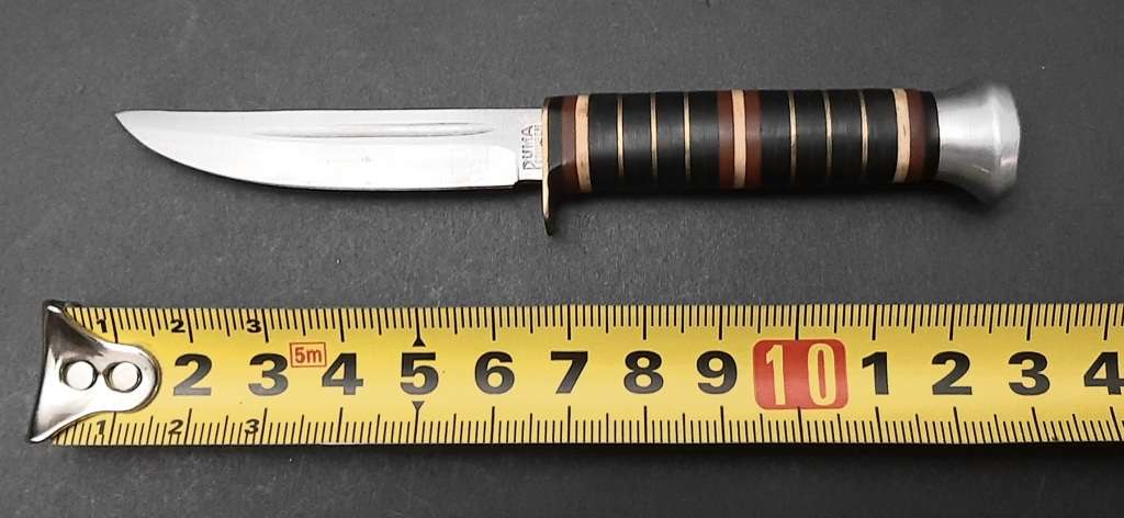 **1970s Puma Mini -Hunter`s Pocket Fob Knife w/ Scabbard (14cm).**