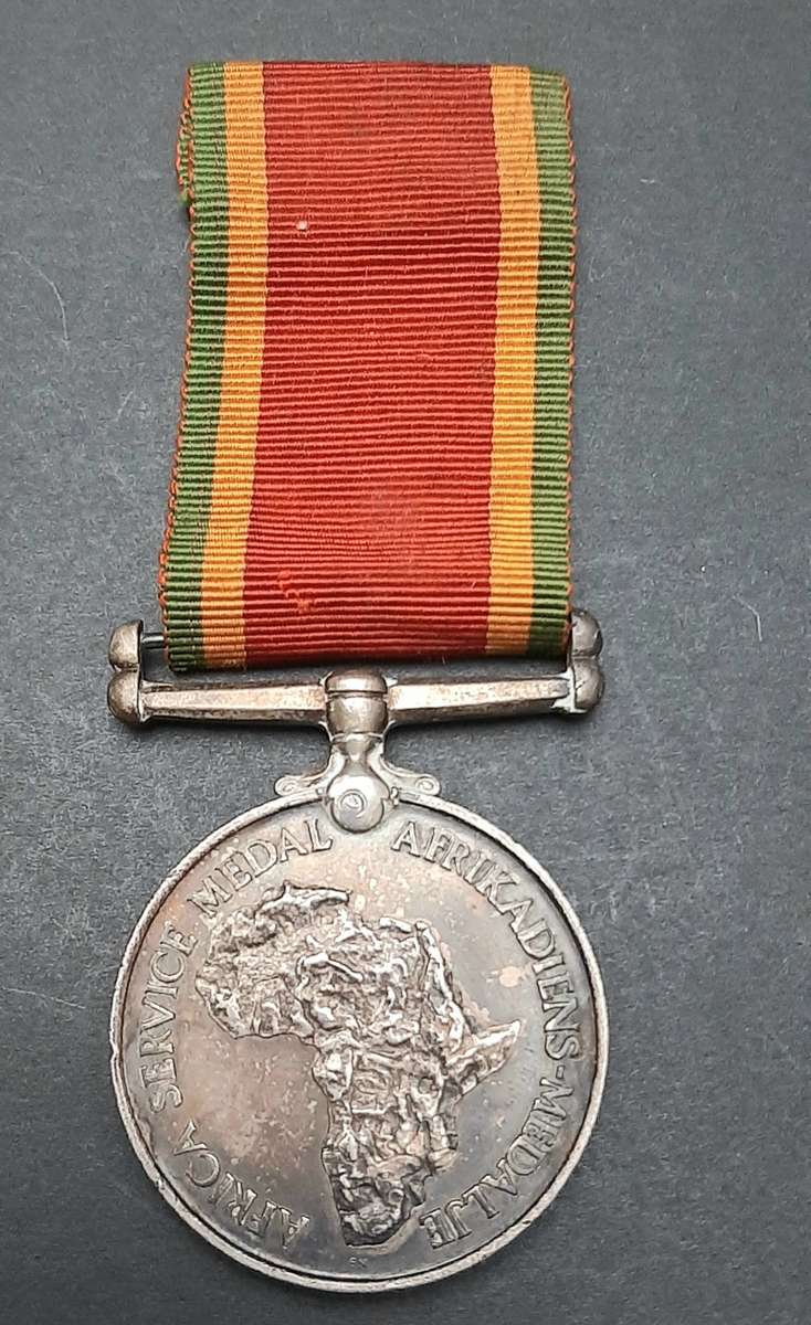 **WW2 UDF: .925 Silver Africa Service Medal w/ Ribbon .**
