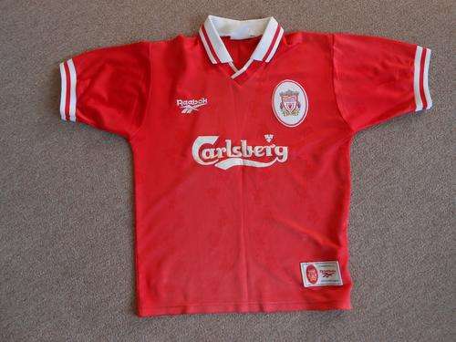 LIVERPOOL FOOTBALL JERSEY