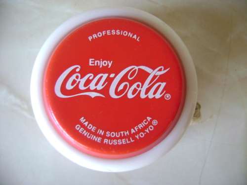 GENUINE RUSSEL PROFESSIONAL COCO-COLA JO-JO - MADE IN SOUTH AFRICA