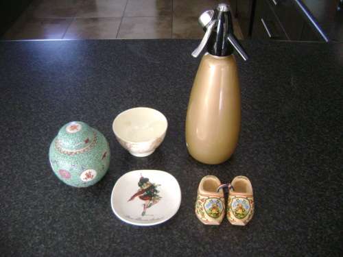 JOB LOT ORNAMENTS ETC - SEE PICTURES AND DESCRIPTION