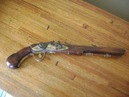 OLD REPLICA PISTOL - SEE PICTURES