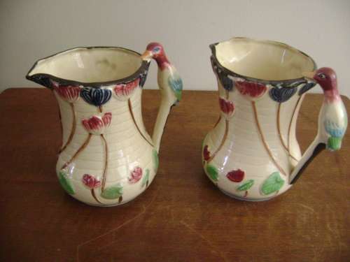 2 X VERY RARE KINGSWAY JUGS - IN GOOD CONDITION -MADE IN ENGLAND (SOLD TOGETHER AS ONE LOT)