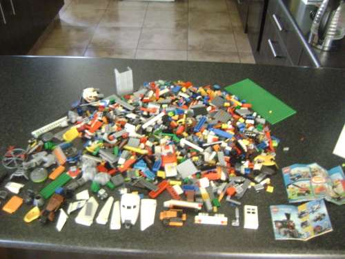 PLUS MINUS 1100 PIECES LEGO PLUS 2 BOOKIES