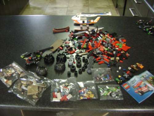 LEGO DESCRIPTION TO FOLLOW