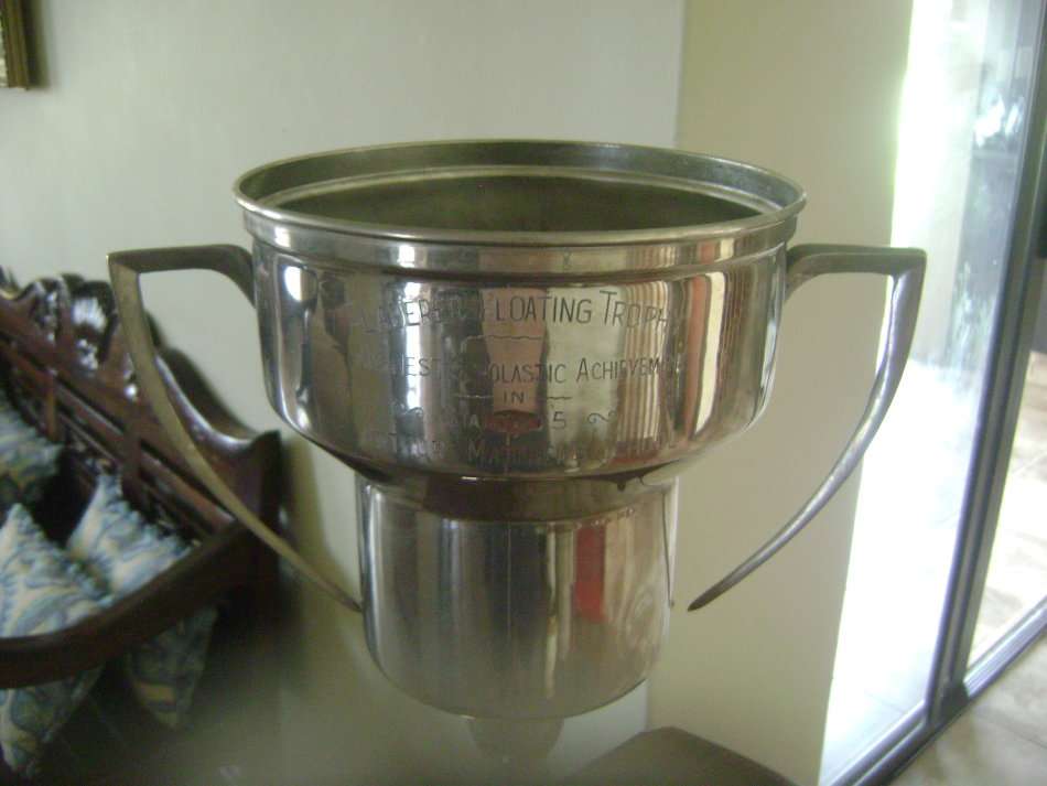 LARGE SILVER PLATED CUP ON STAND
