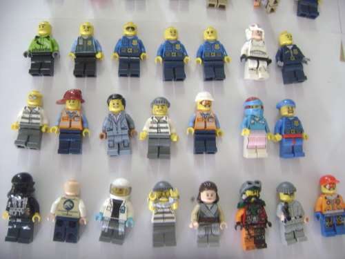 79X LITTLE LEGO MEN