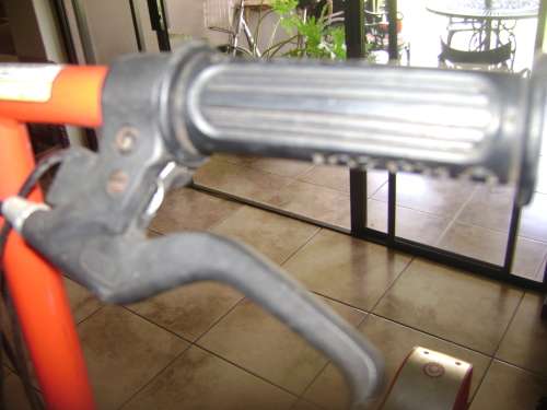 OLD RAZOR BATTERY OPERATED SCOOTER