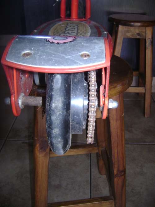 OLD RAZOR BATTERY OPERATED SCOOTER