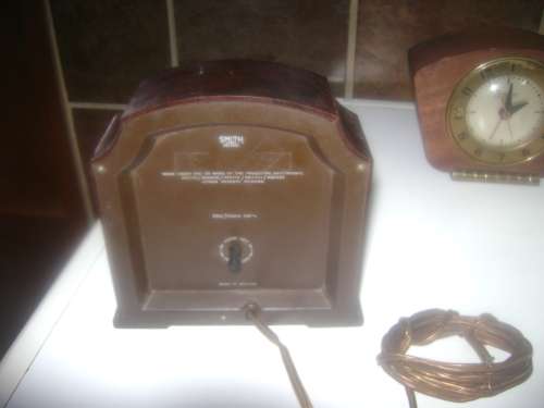 3X VINTAGE MANTLE CLOCKS - SEE PICTURES AND DESCRIPTION