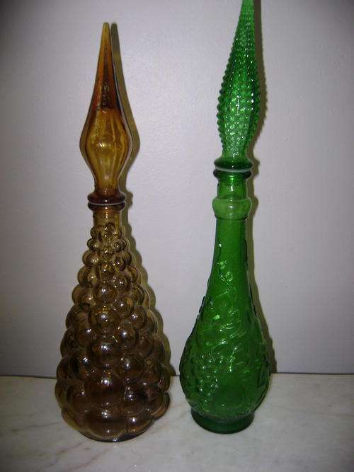 THESE TWO VINTAGE BUBBLEBATH BOTTLES IN VERY GOOD CONDITION