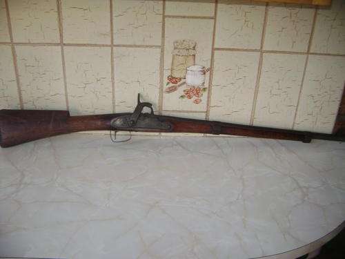 VINTAGE POWDER KEG RIFEL - VERY OLD AND VERY HEAVY