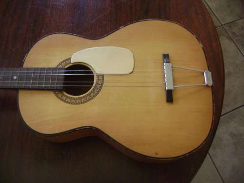OLD GUITAR WITH STEEL REINFORCED NESK - VERY NICE SOUND