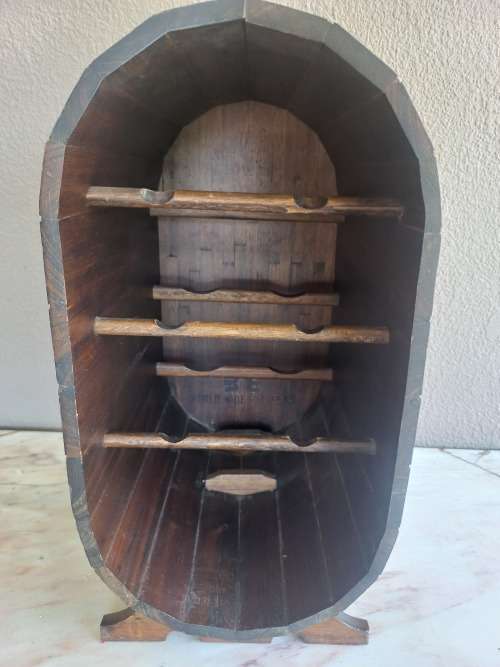 WIN4E BARRELL STAND IN VERY GOOD CONDITION