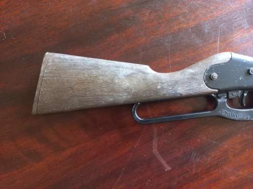 DAISY RIFEL IN VERY GOOD CONDITION