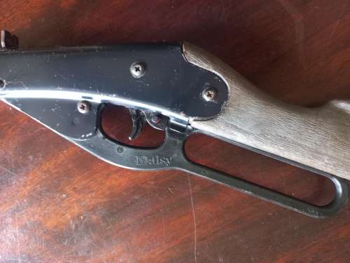 DAISY RIFEL IN VERY GOOD CONDITION