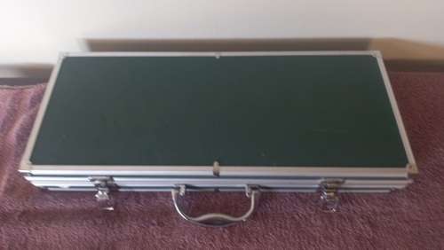 MINATURE IORN RIFEL AK 47 IN CARRY CASE