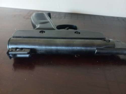 A VERY NICE AIR PELLET GUN