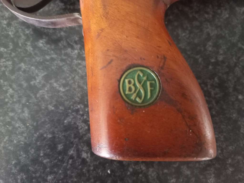 VINTAGE BSF  S20 GERMAN AIR PISTOL