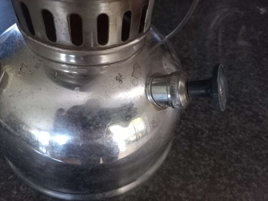 STANLEY PRIMUS LAMP - MADE IN HONG KONG