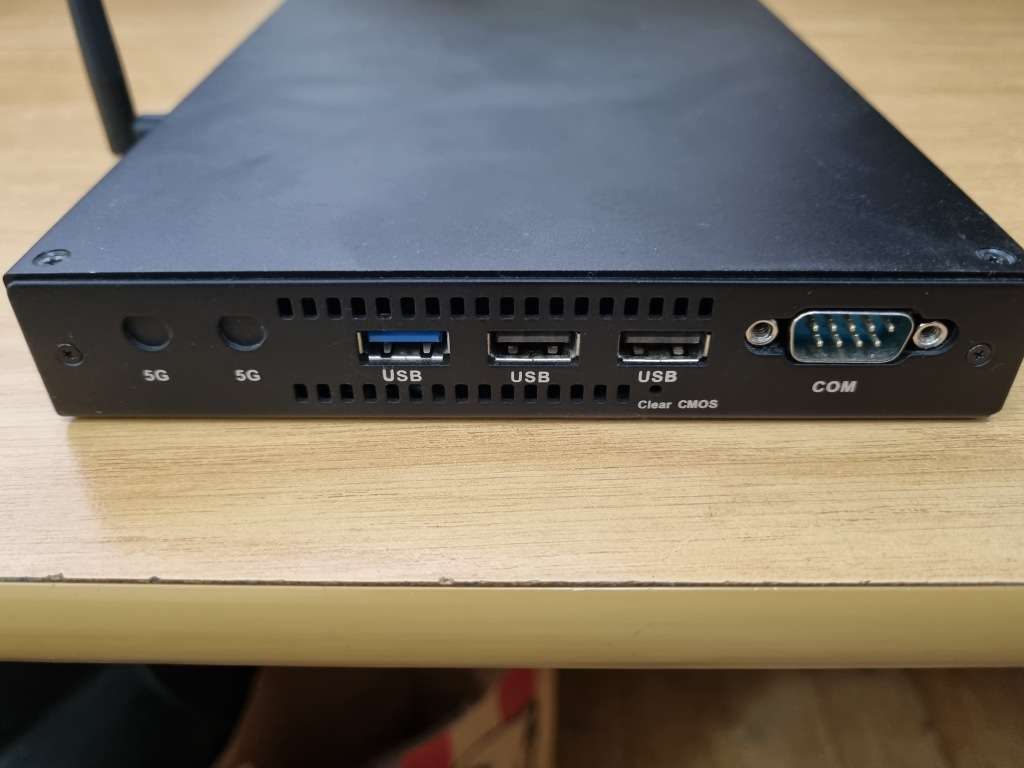 Giada D611 i5, 1TB NVMe, 4GB DDR4, Win 11 Pro Mini PC