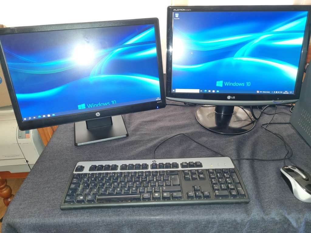 Fujitsu Intel® Core i5, 8GB RAM, 1TB, 2 Monitors, Printer