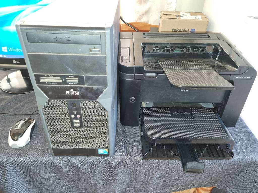 Fujitsu Intel® Core i5, 8GB RAM, 1TB, 2 Monitors, Printer