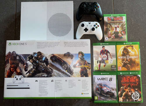 Xbox One 1TB With Two Controllers and Five Games - Like New