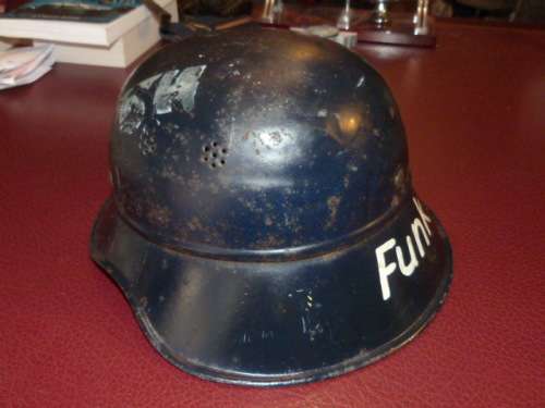 WW2 Luftschutz Gladiator Funk (radio,wireless) helmet